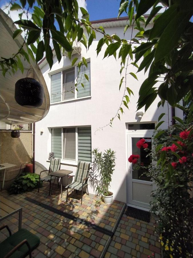 Guest House Butterfly Wing أوديسا المظهر الخارجي الصورة
