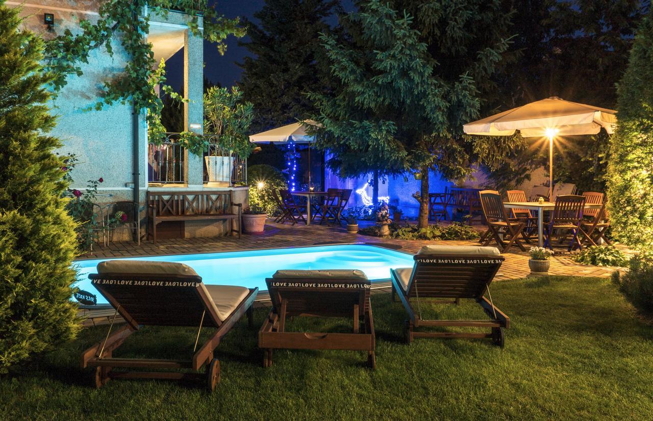 Guest House Butterfly Wing أوديسا المظهر الخارجي الصورة