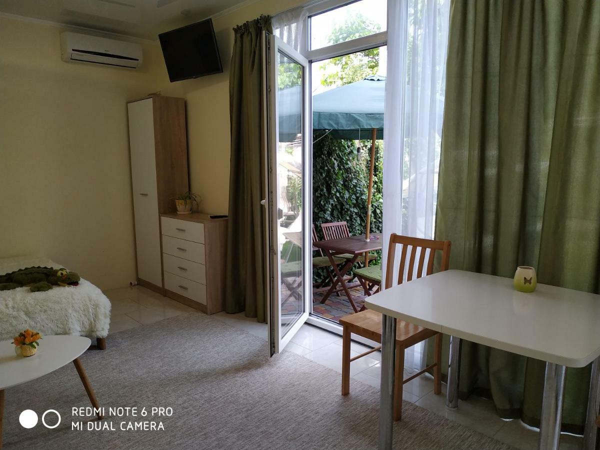 Guest House Butterfly Wing أوديسا المظهر الخارجي الصورة