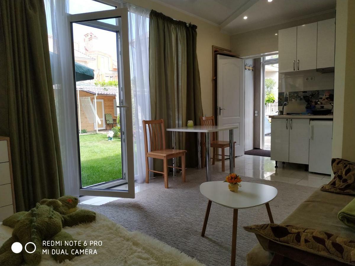 Guest House Butterfly Wing أوديسا المظهر الخارجي الصورة