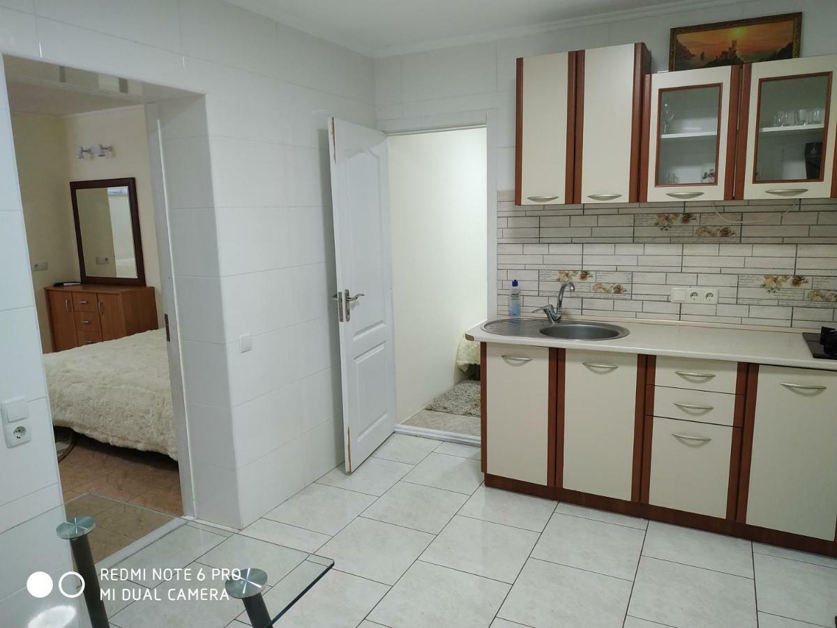 Guest House Butterfly Wing أوديسا المظهر الخارجي الصورة