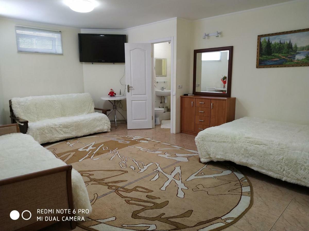Guest House Butterfly Wing أوديسا المظهر الخارجي الصورة